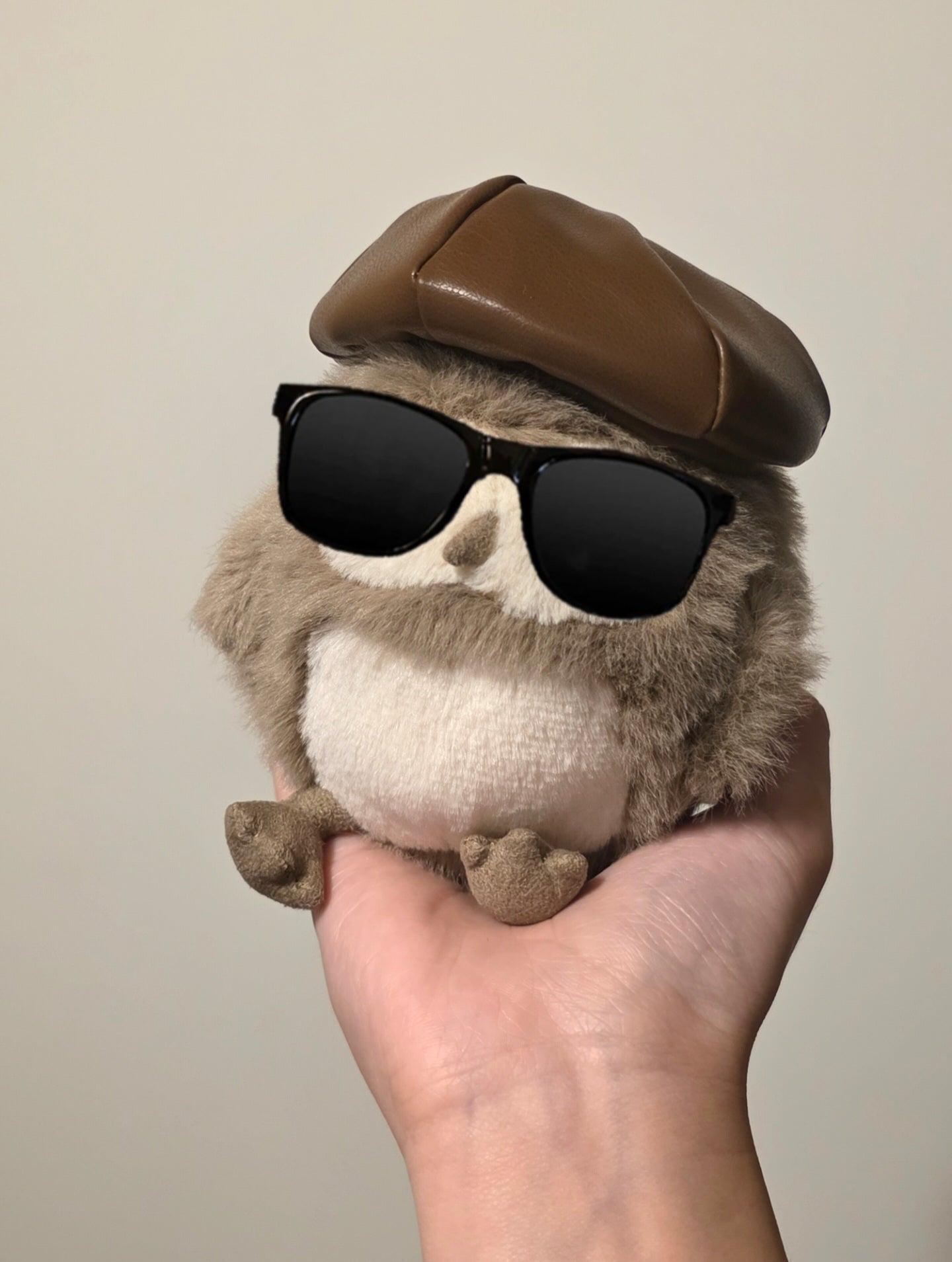 Mini Doll Leather Beret – Retro Chic Hat for Plush Dolls (Fits head circumference of approx. 20–36 cm)